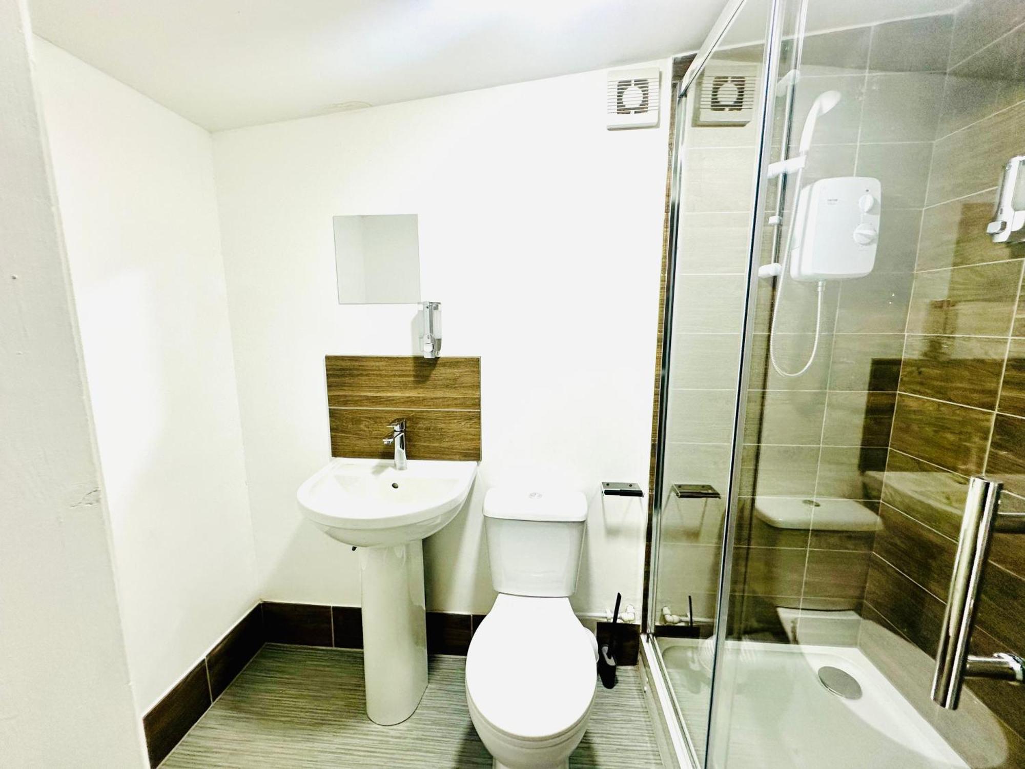 Albert Inn Apartments Манчестер Экстерьер фото